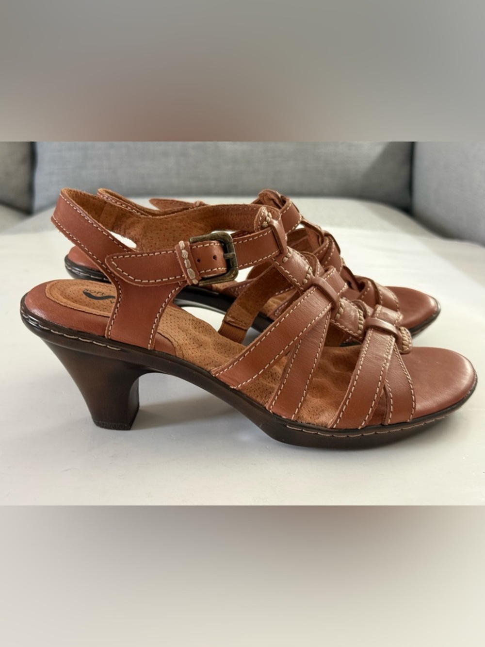 SOFTWALK TAN HEELED SANDALS